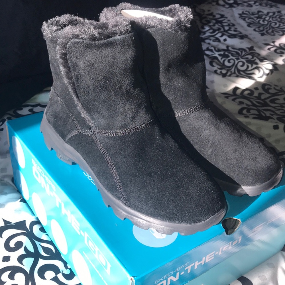 Women’s winter booties